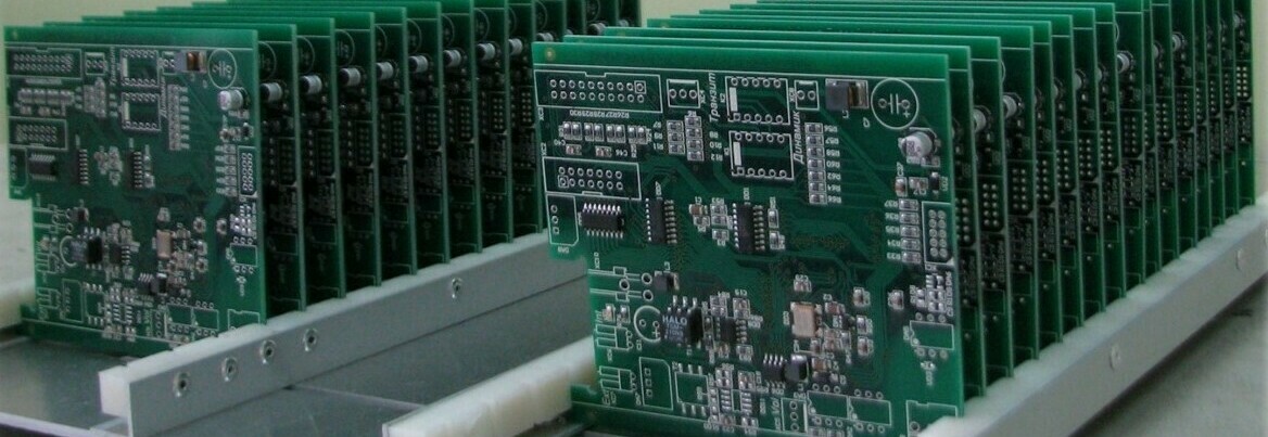 Монтаж блоков и плат Монтаж блоков и плат